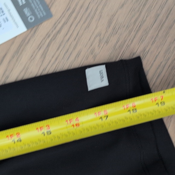 Vuori Black Studio Half Zip size L - Picture 4 of 5